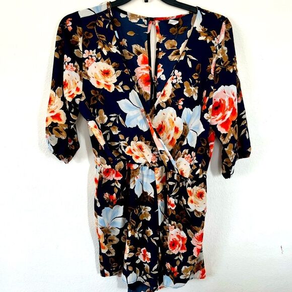 Plus Size Floral Romper - Picture 1 of 7